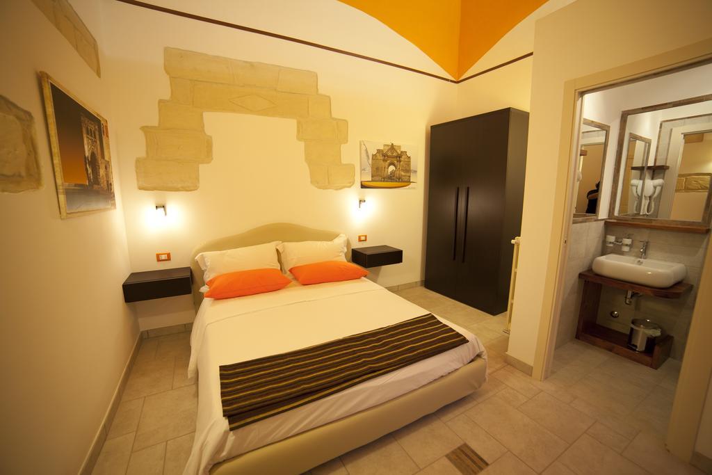 19Venti Bed & Breakfast เลชเช ห้อง รูปภาพ